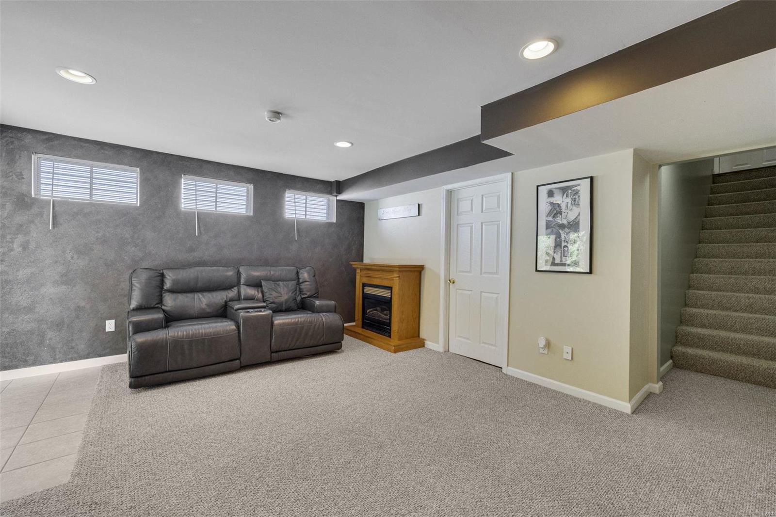 2423 Shiva Court Property Photo 23