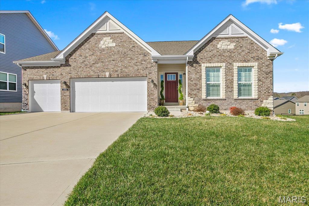 1355 Bloomfield Drive Property Photo