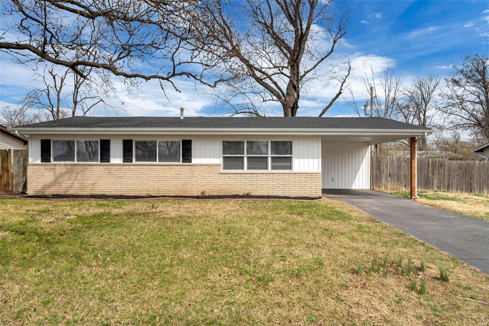 1565 Mullanphy Road Property Photo 1