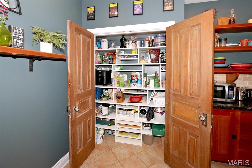 589 Wetherby Terrace Drive Property Photo 11