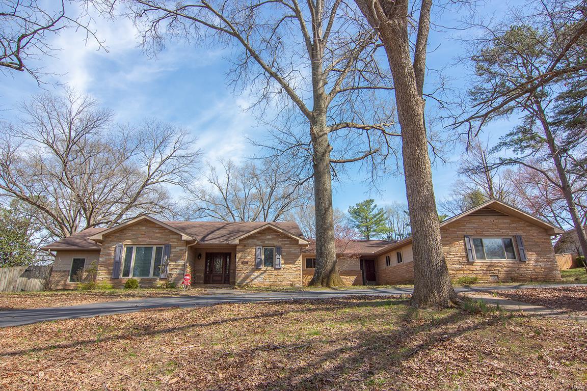 1014 N Henderson Avenue Property Photo