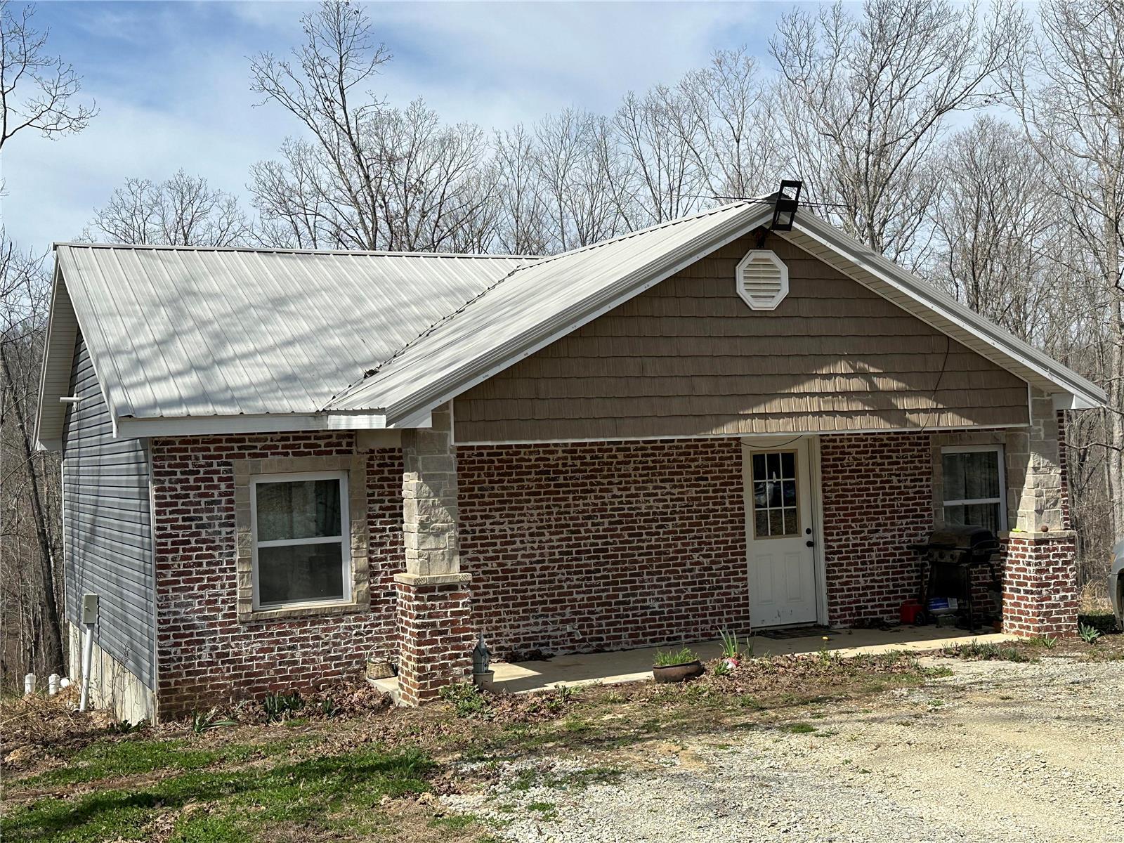 21589 Bcr 832 Property Photo