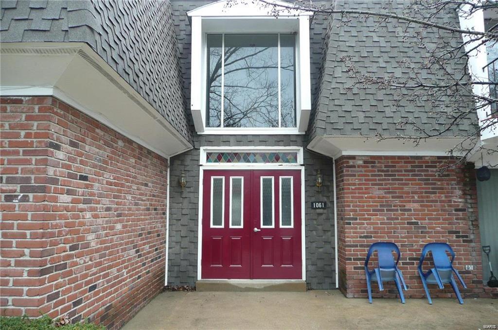 1061 Layfayette Court B Property Photo