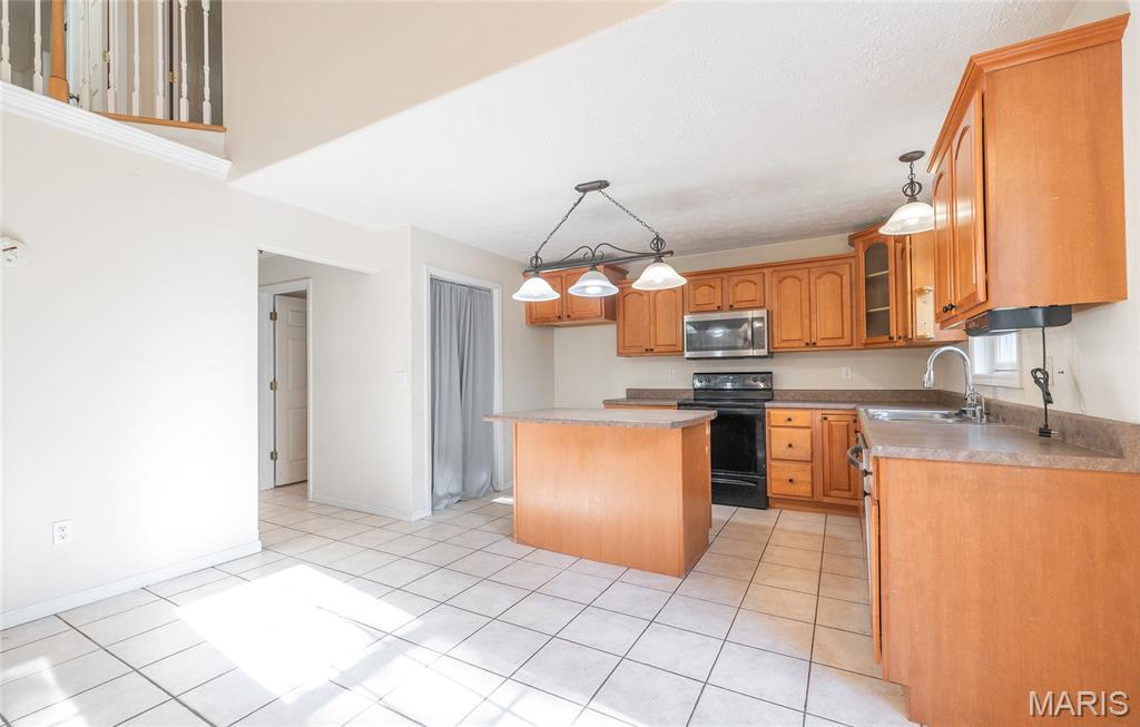 10625 Pine Needle Circle Property Photo 9