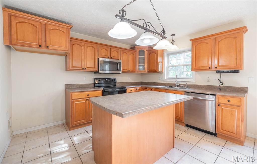 10625 Pine Needle Circle Property Photo 10