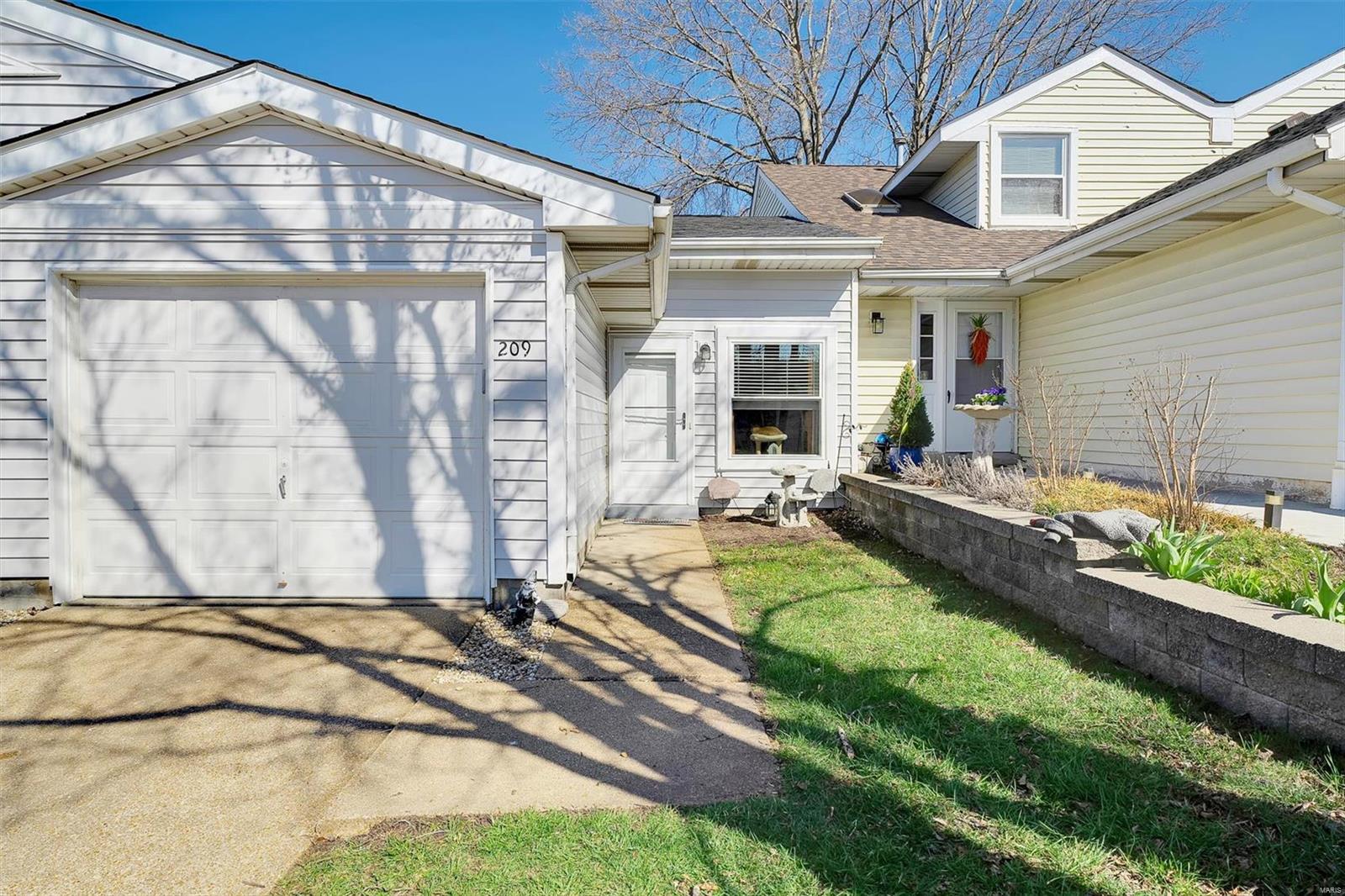 290 Highland Village Drive Property Photo 1