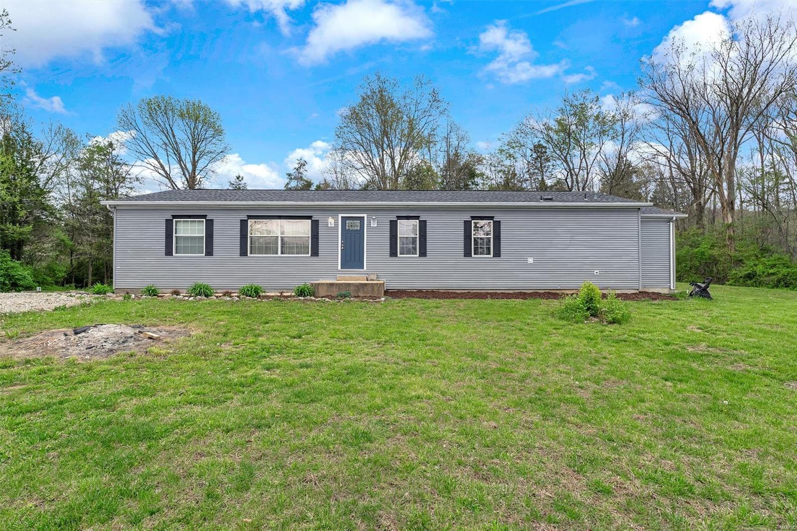 4267 Lakeview Drive Property Photo