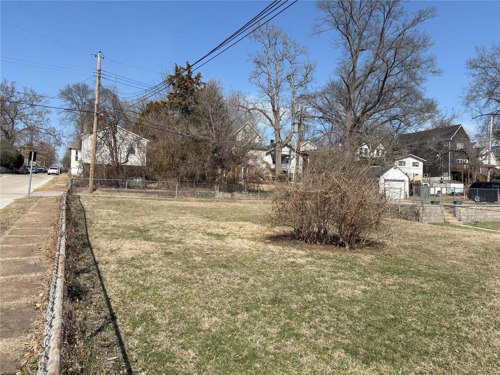 6827 R Dale Avenue Property Photo 1