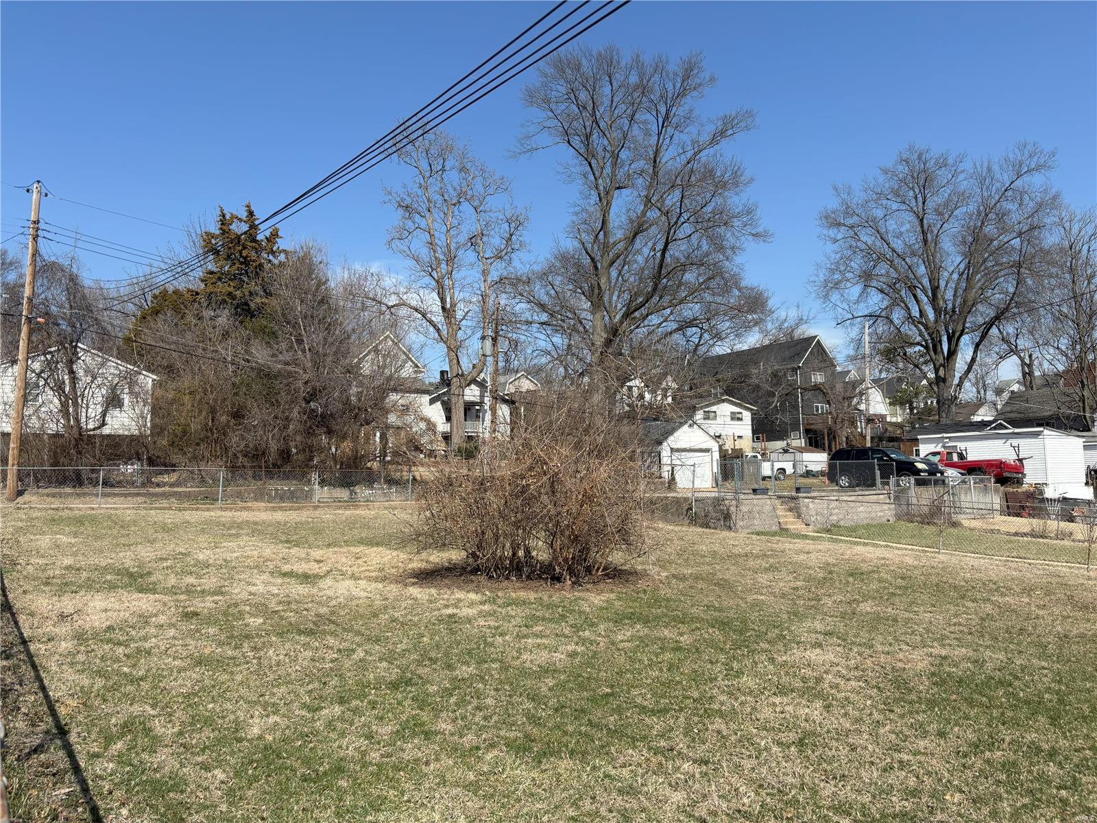 6827 R Dale Avenue Property Photo 5