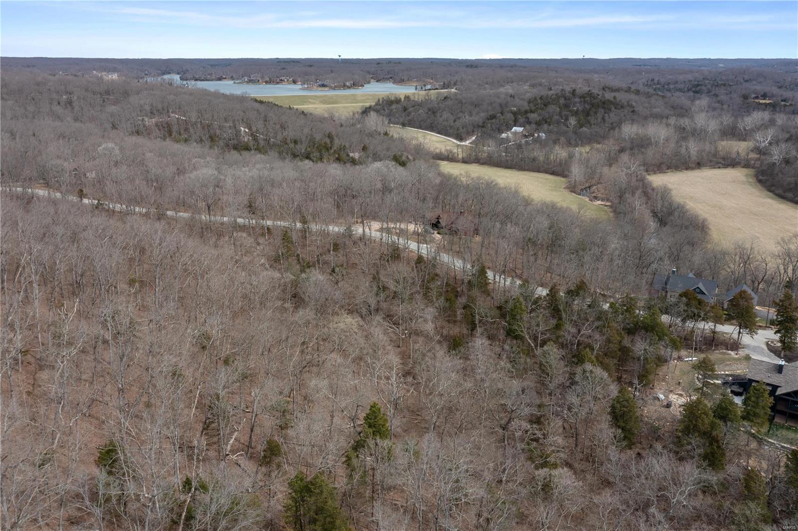 2537 Alpine Woods Drive Property Photo 7