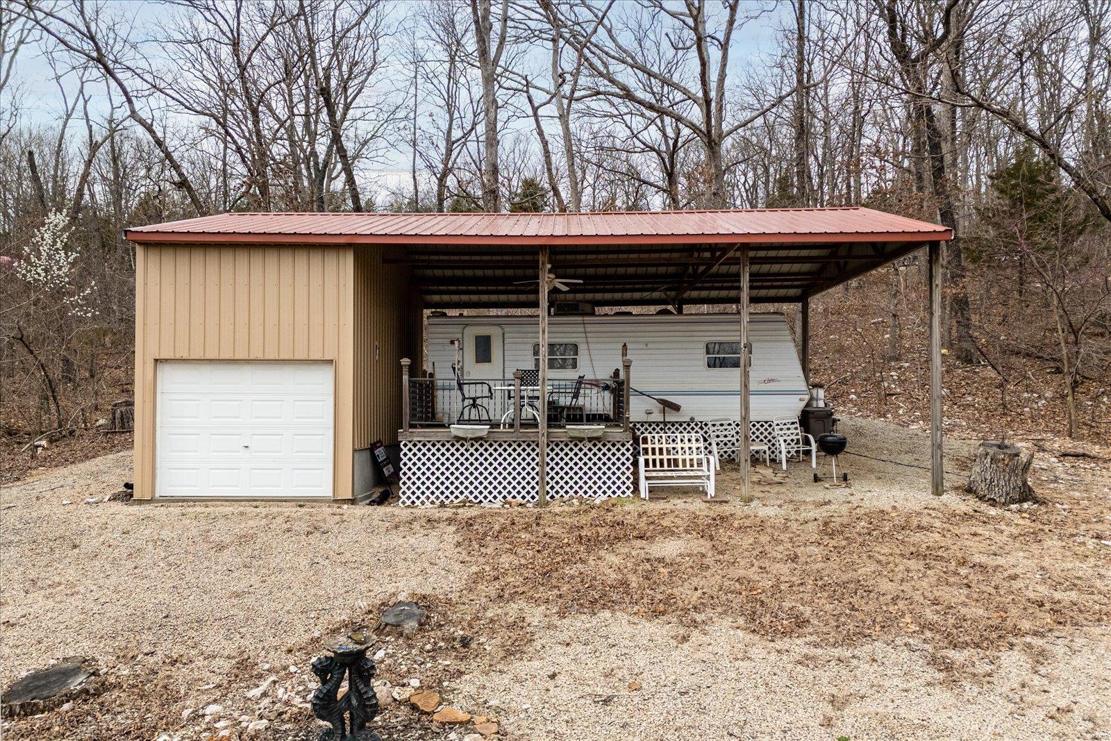 6421 Lakeview Drive Property Photo 4