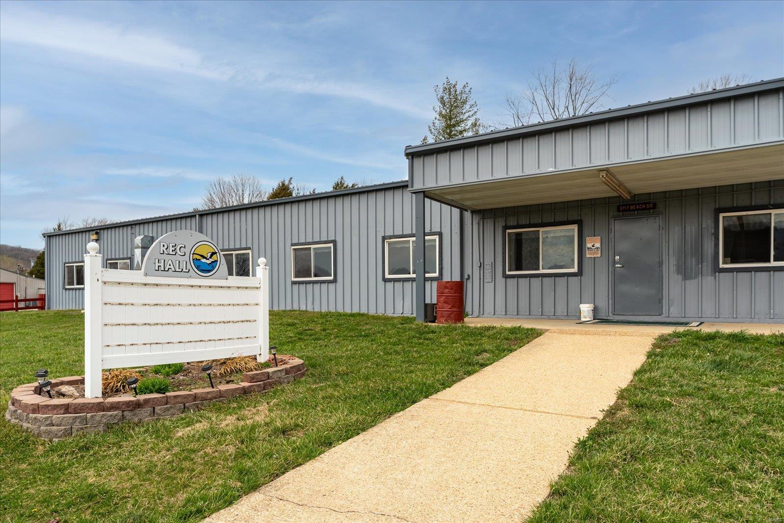 6421 Lakeview Drive Property Photo 12