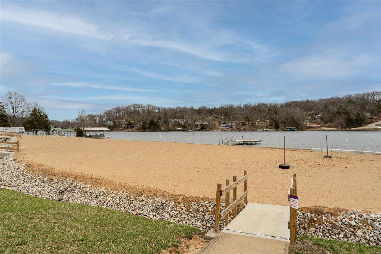 6421 Lakeview Drive Property Photo 15