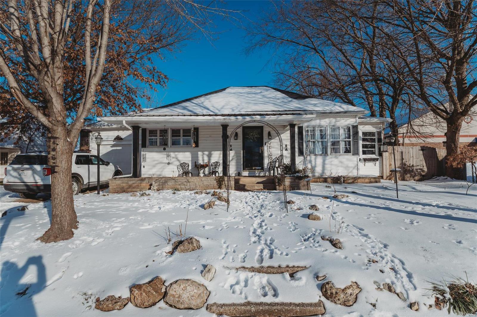 104 W Third Street Property Photo