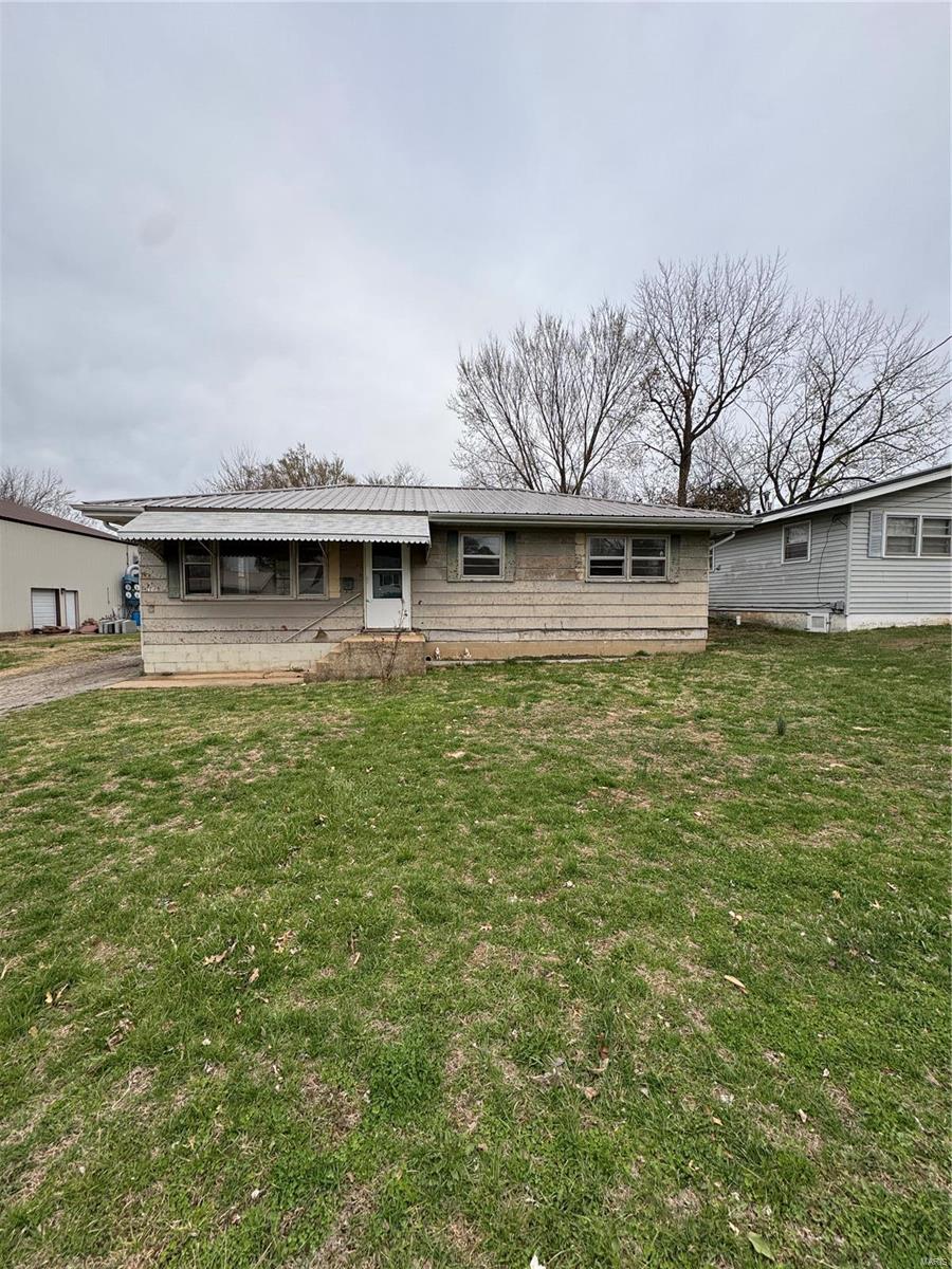 445 Manion Property Photo