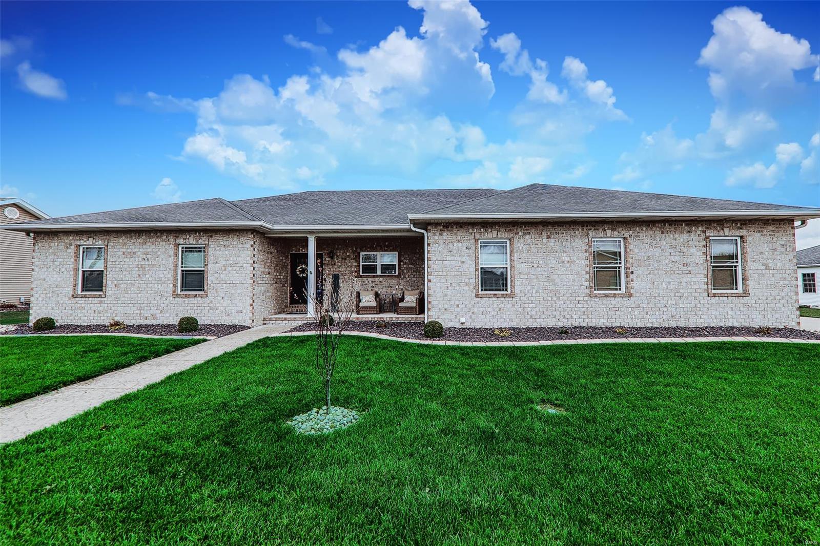 1143 Dave Kay Street Property Photo