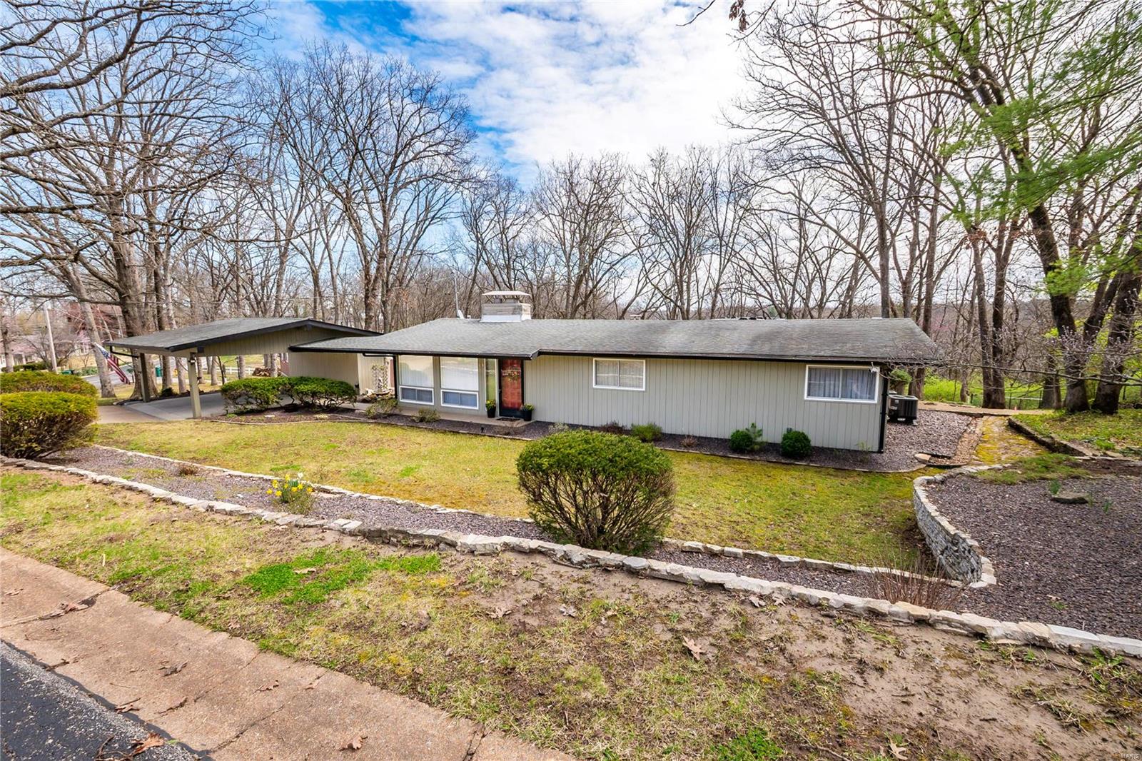 19 Glenwood Drive Property Photo