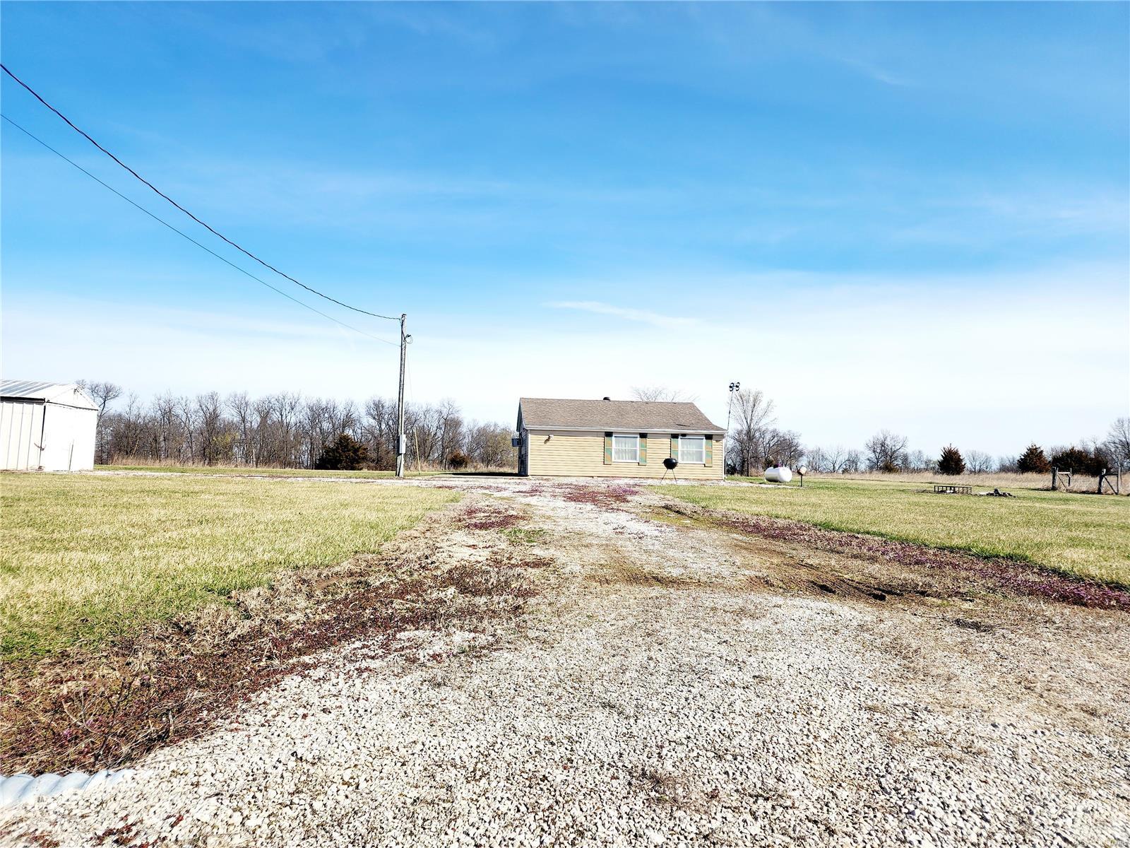 24120 107 Highway Property Photo 1