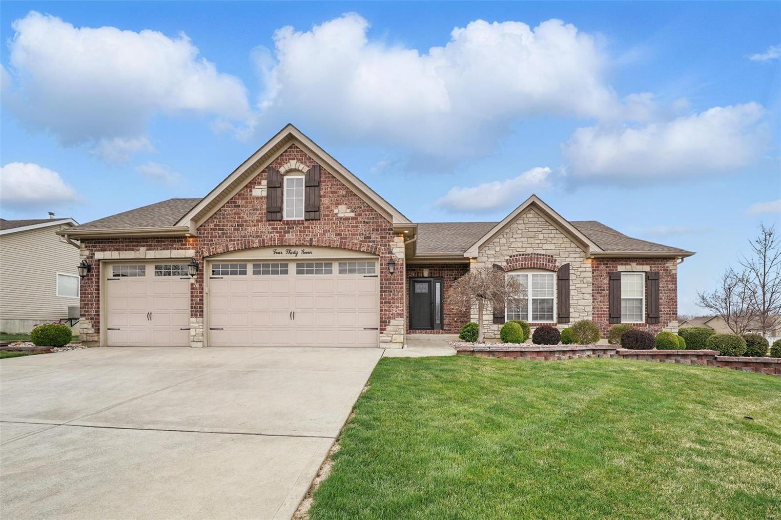 437 San Antonio Drive Property Photo