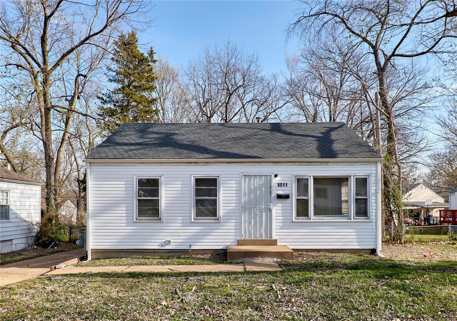 8011 Busiek Avenue Property Photo 1