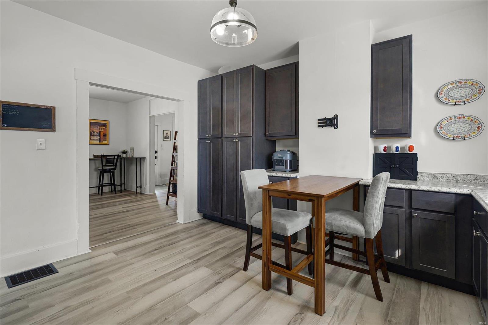 422 N Columbus Street Property Photo 12