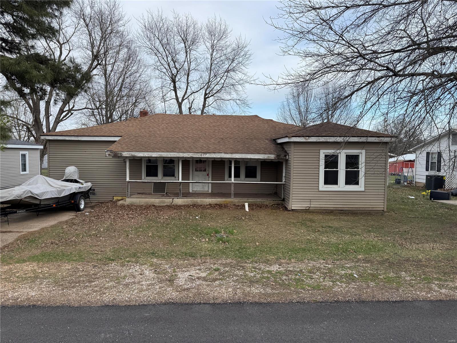 617 S Taylor Avenue Property Photo
