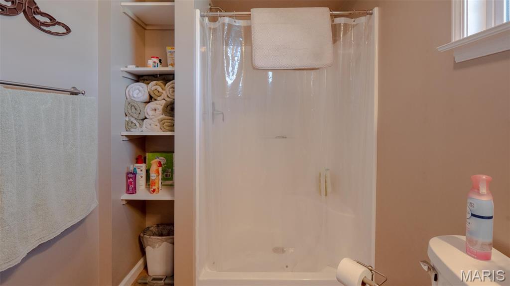 145 N Lake Drive Property Photo 34