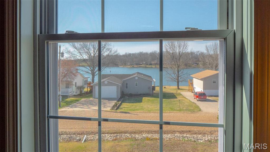 145 N Lake Drive Property Photo 38