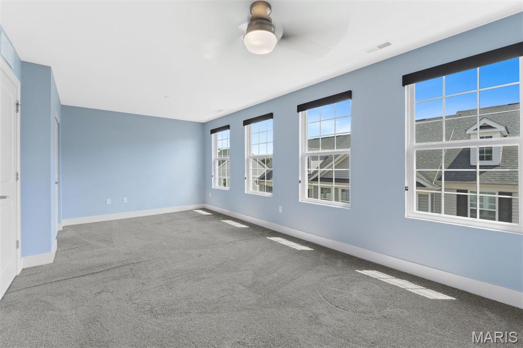 8027 Sydney Park Property Photo 15