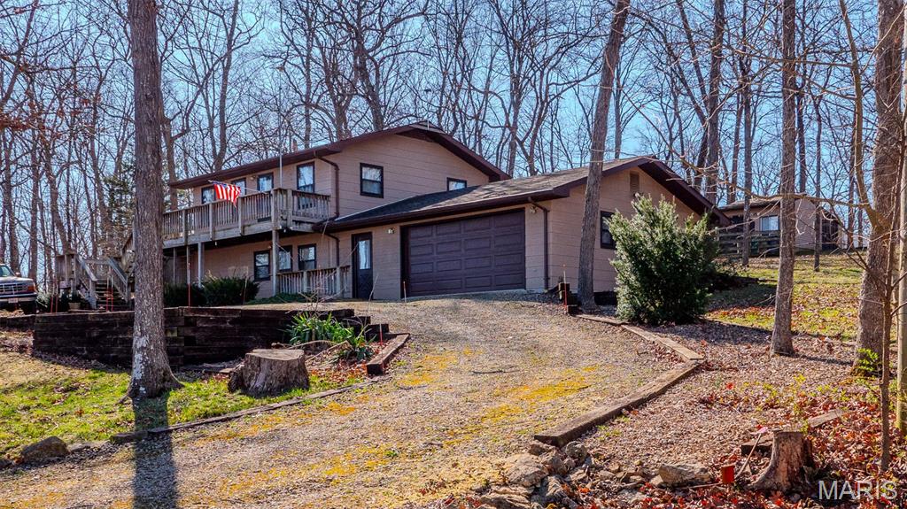 152 S Lake Drive Property Photo 1