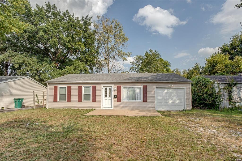 736 Saint Martin Drive Property Photo