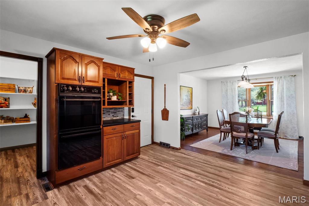 1211 Mann Road Property Photo 11