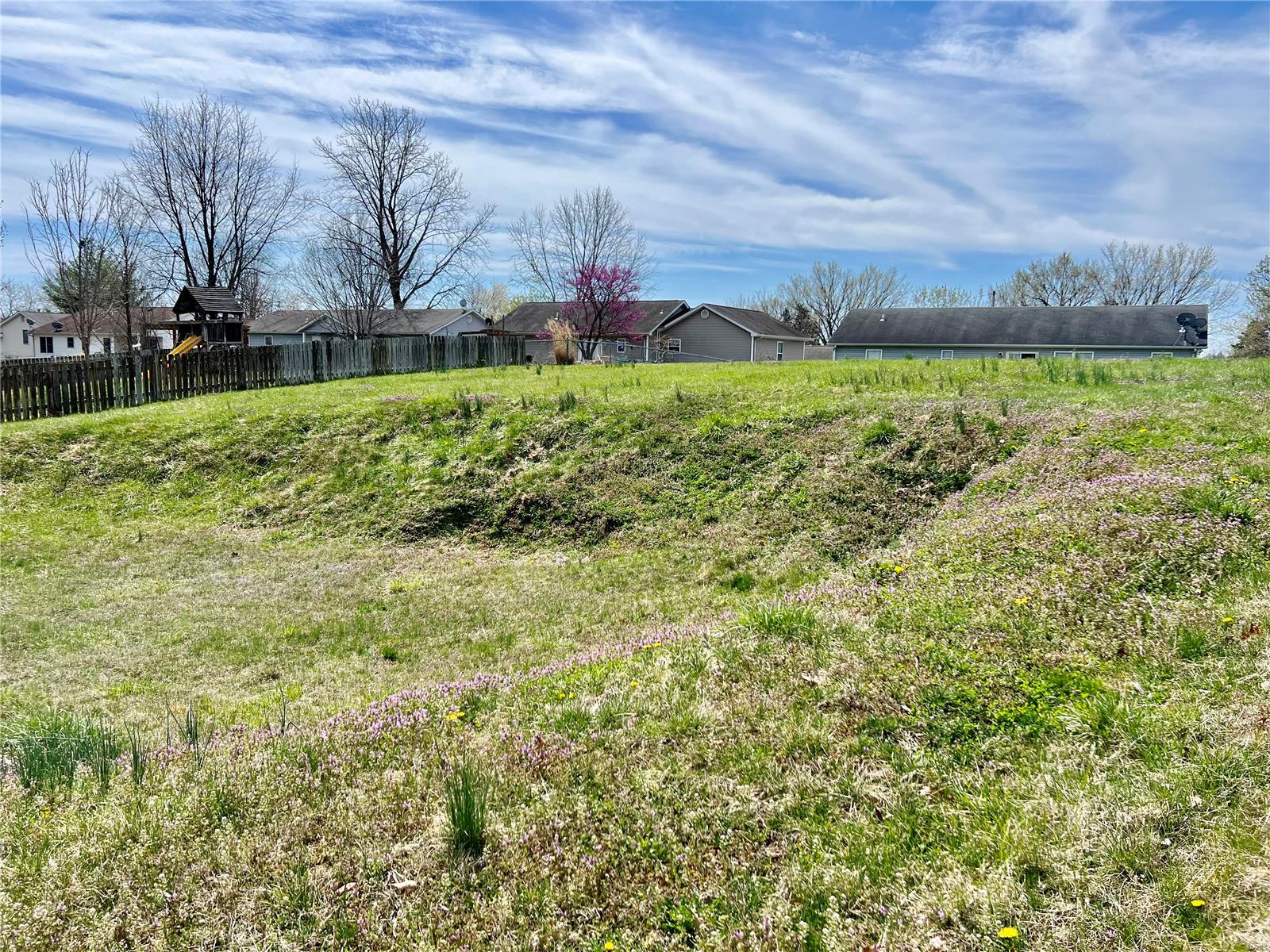 420 Vine Street Property Photo 3
