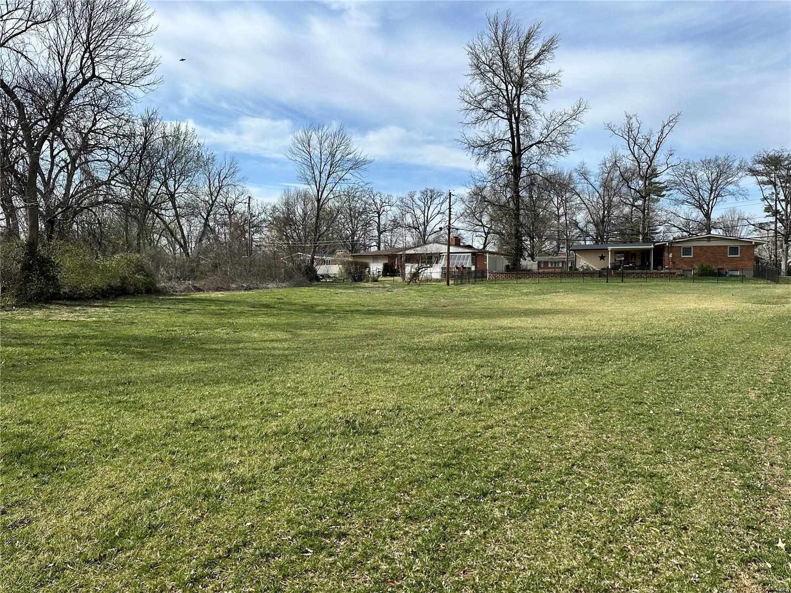 10225 E Watson Road Property Photo 4