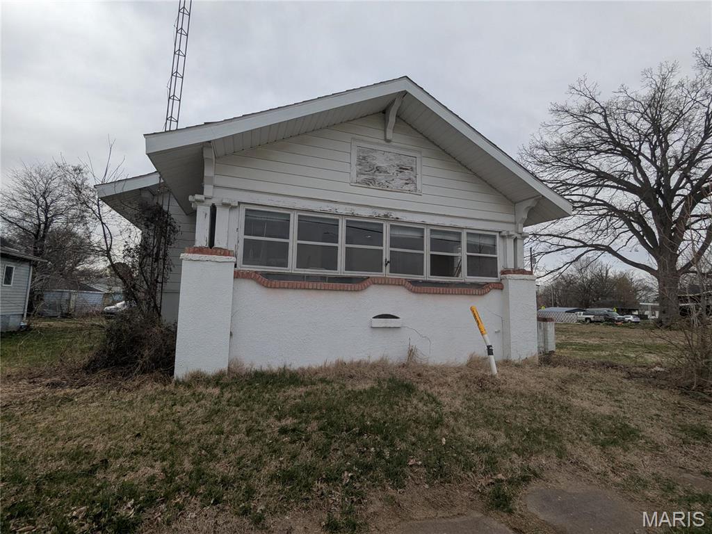 226 N Lincoln Boulevard 1 Property Photo 1