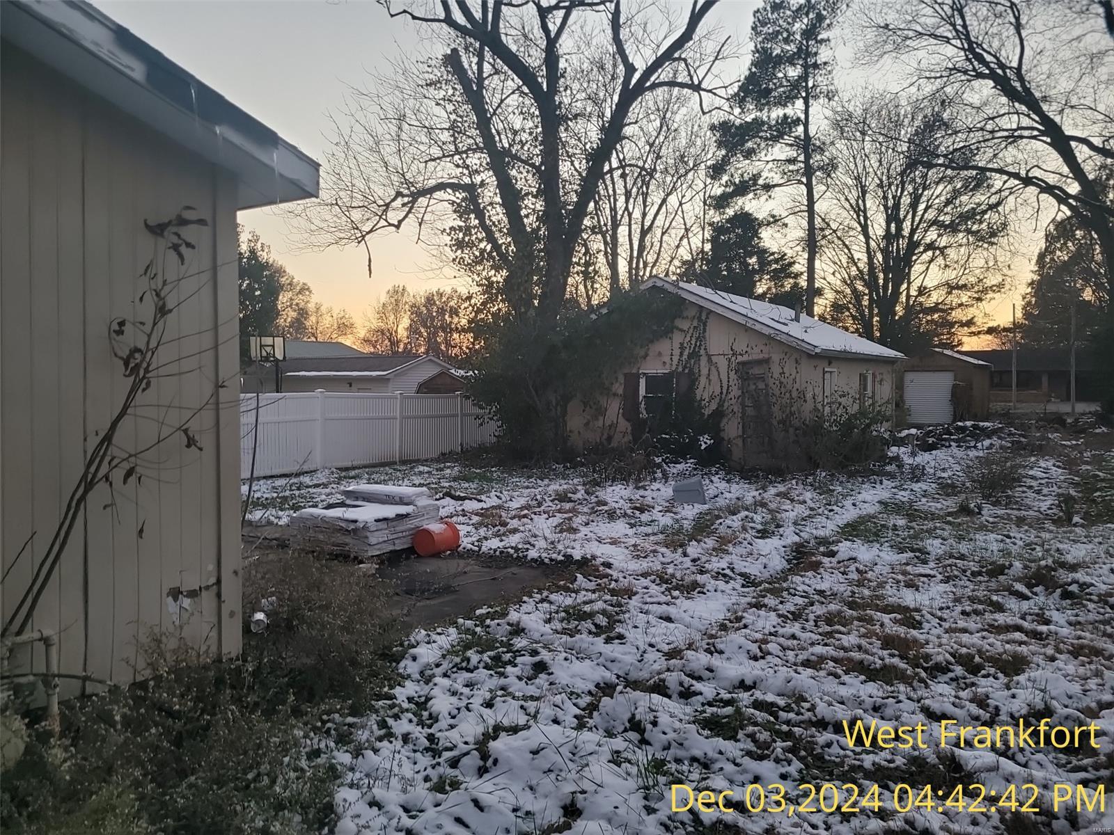 310 S Odle Property Photo 2