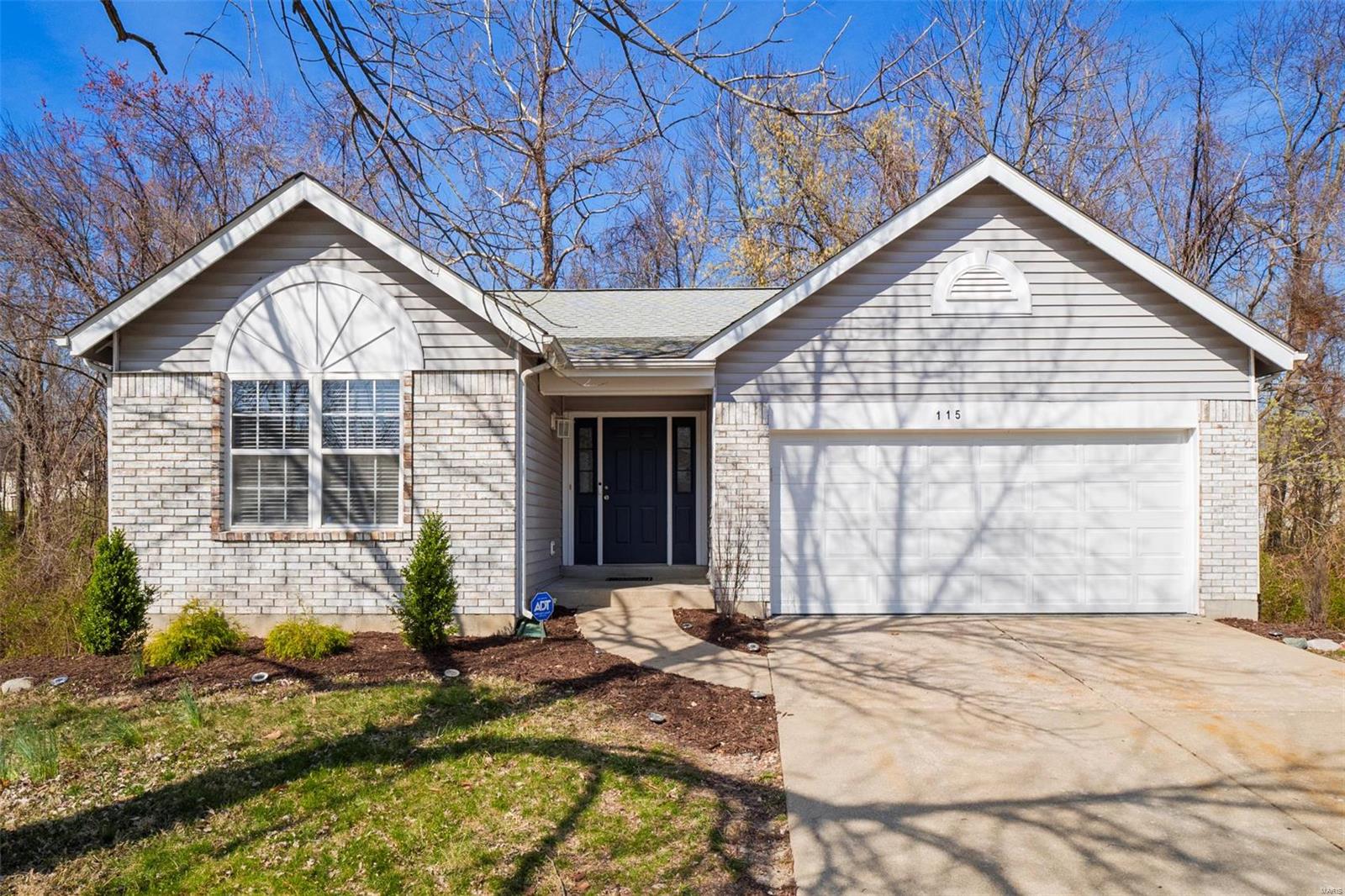 115 Cheshire Drive Property Photo
