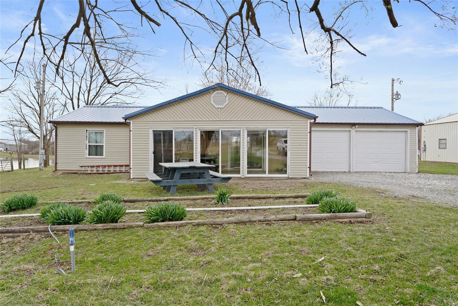 23425 N Everett Carr Road Property Photo