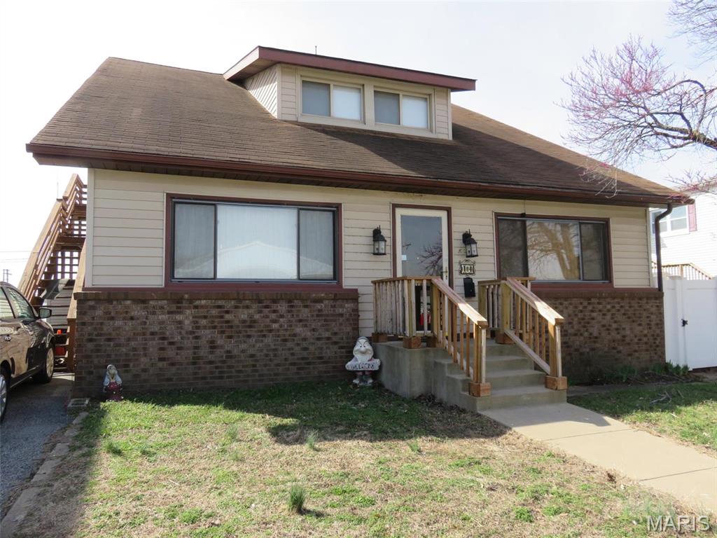 14 E Penning Avenue Property Photo 1