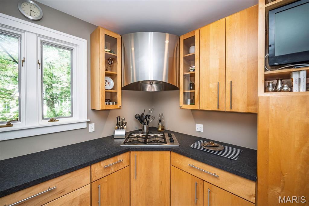 1211 S Geyer Road Property Photo 11
