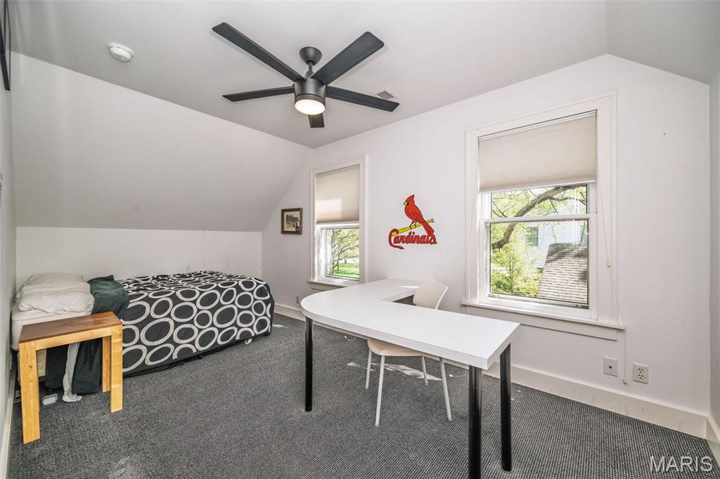 1211 S Geyer Road Property Photo 23