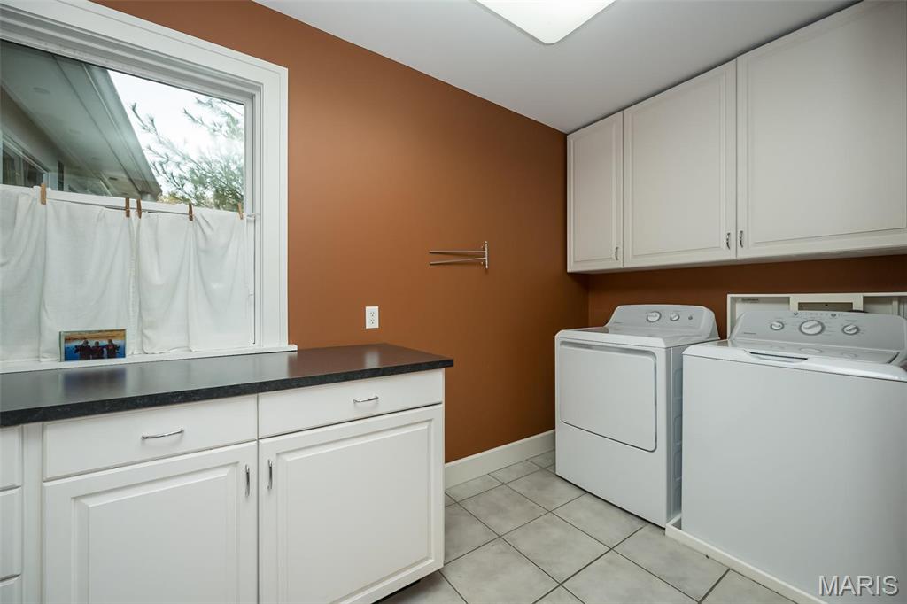 1211 S Geyer Road Property Photo 35
