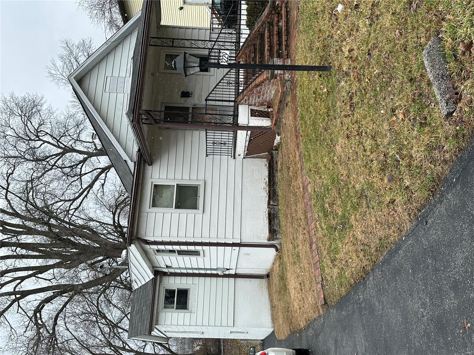 3229 Royalton Avenue Property Photo