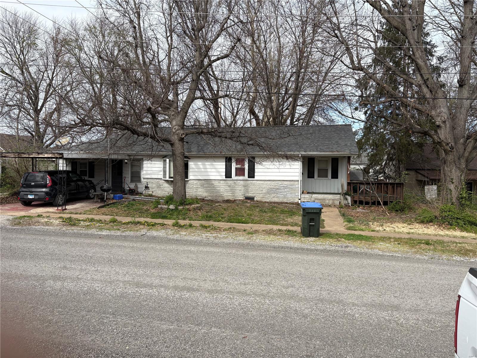 129 S 5th Street Property Photo