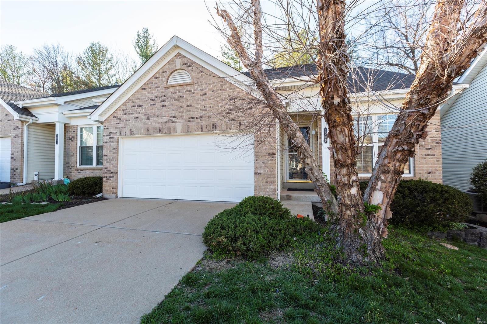 1029 Arbor Pointe Drive Property Photo 1