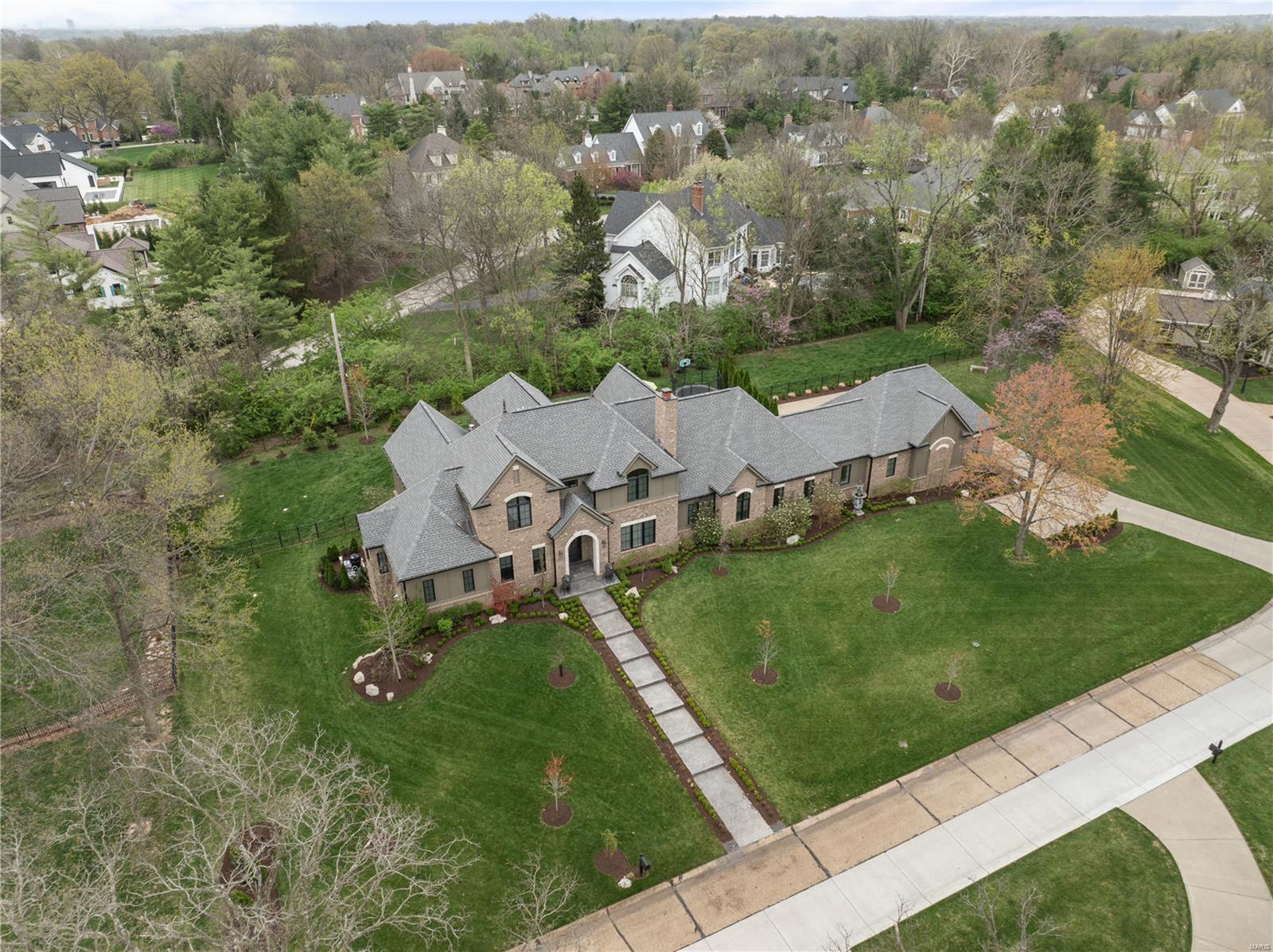 4 Devondale Lane Property Photo