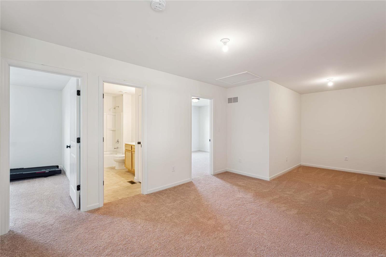 5341 Lakepath Way Property Photo 21