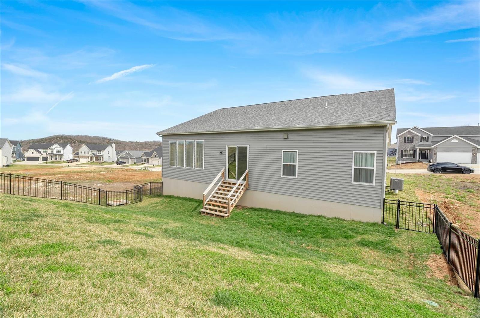 1154 Bloomfield Drive Property Photo 46
