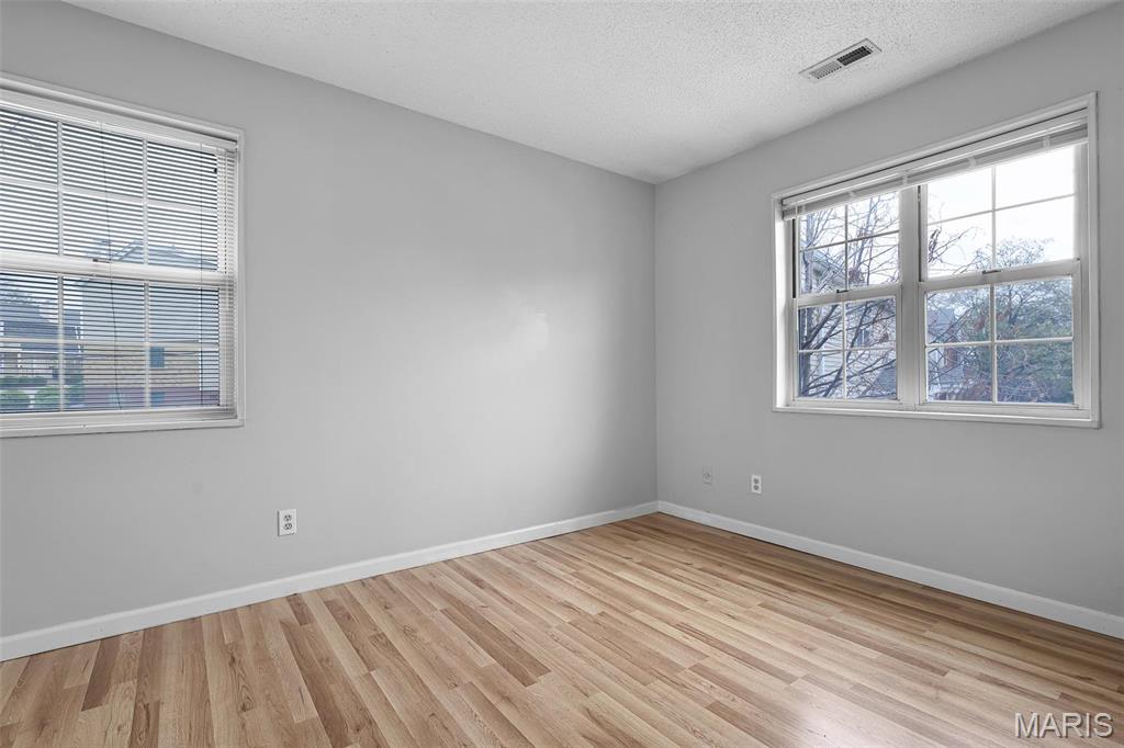 1631 E Swan Circle Property Photo 15