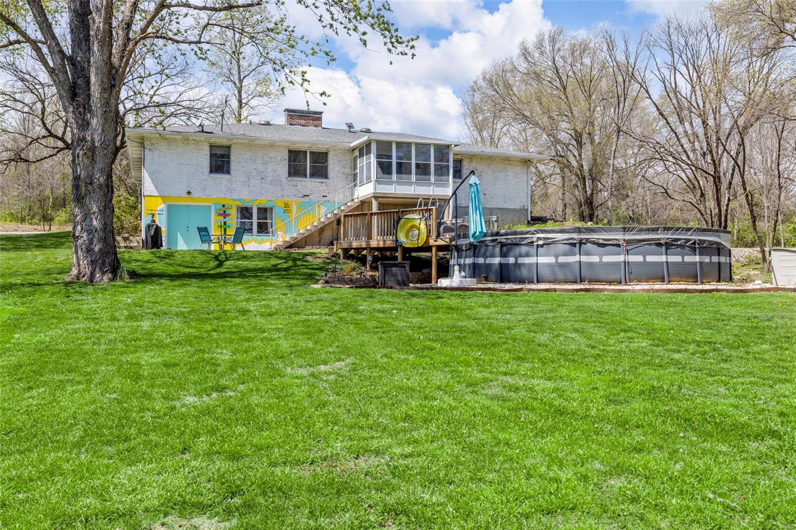 2554 Highway N Property Photo 6